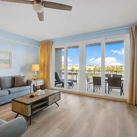 Lovely Resort Low Floor Condo! Just Steps To The Beach & Restaurants! By Dolce Vita Getaways Pcb